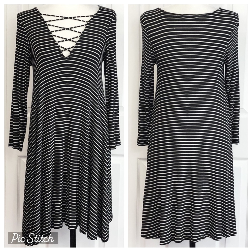 American Eagle Soft & Sexy Black Stripe Knit A-Line Swing Dress Medium